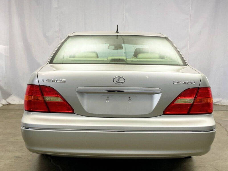 2002 Lexus LS 430