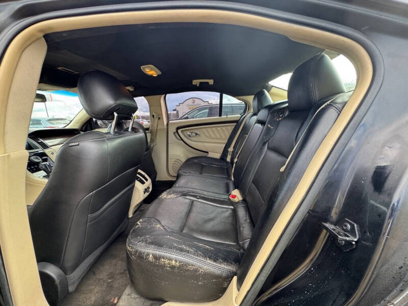 2018 Ford Taurus Limited