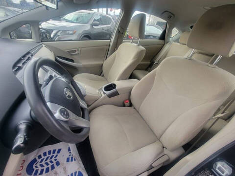 2013 Toyota Prius One