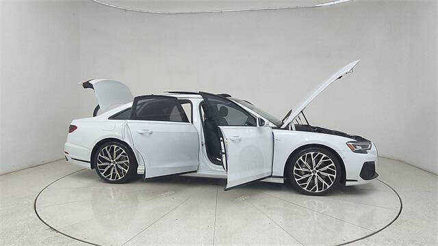 2022 Audi A8 L quattro 55 TFSI