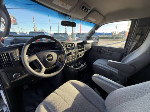 2019 Chevrolet Express LS 3500