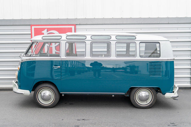 1965 Volkswagen Bus 45
