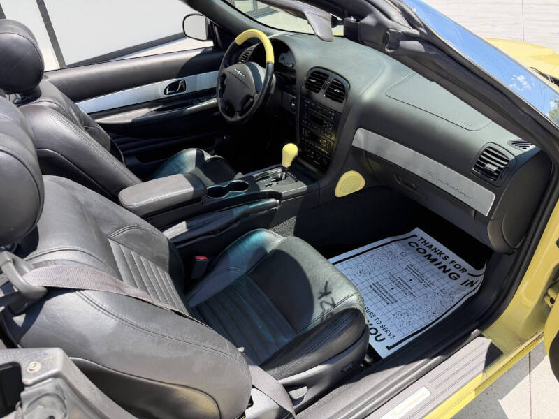2002 Ford Thunderbird Deluxe