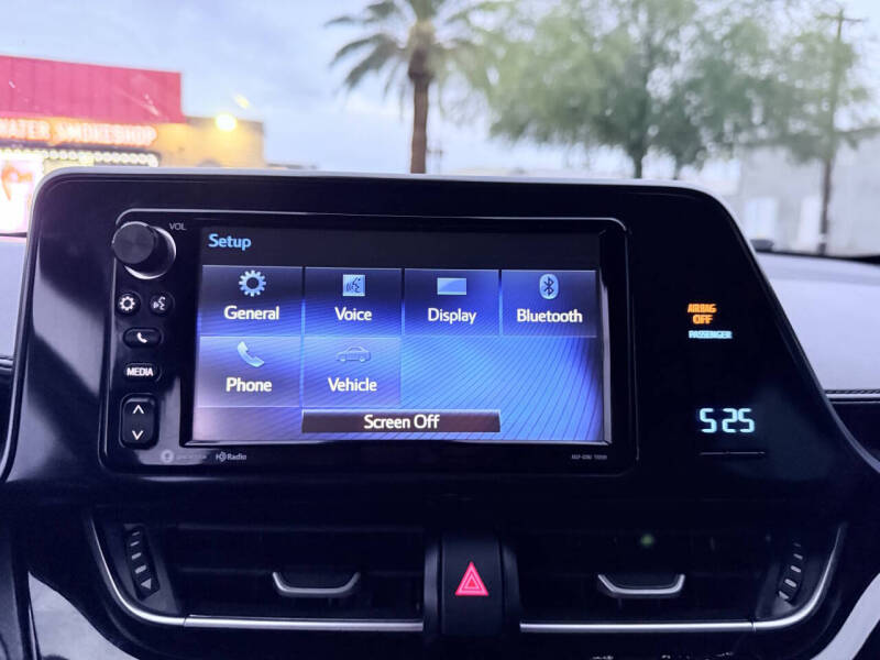 2018 Toyota C-HR XLE