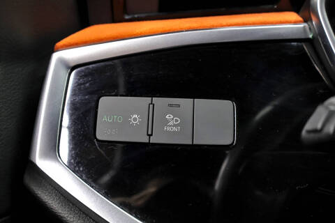 2019 Audi Q3 quattro S line Prem Plus 45 TFSI