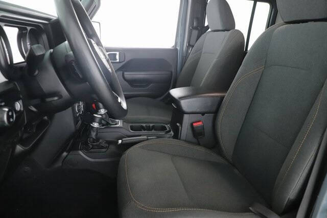 2024 Jeep Gladiator NightHawk