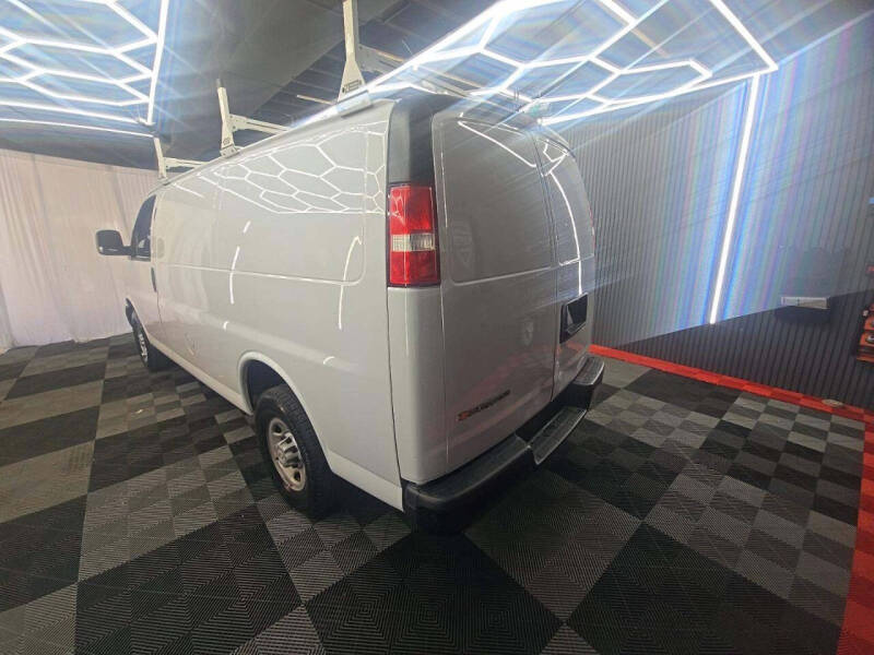 2021 Chevrolet Express 2500
