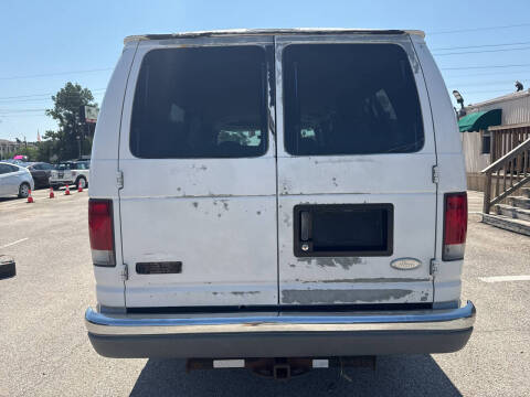 2001 Ford E-Series E-350 SD XL