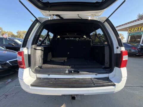 2017 Ford Expedition EL XLT