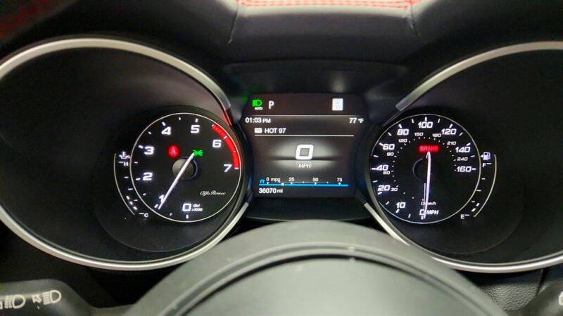 2023 Alfa Romeo Stelvio Estrema