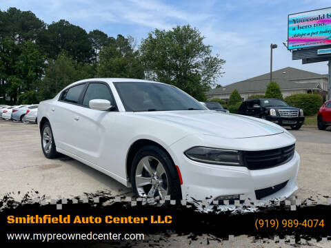 2018 Dodge Charger for sale at Smithfield Auto Center LLC in Smithfield NC