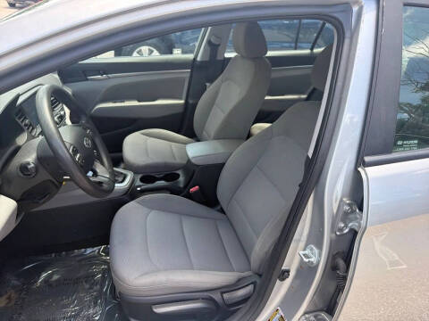 2020 Hyundai Elantra