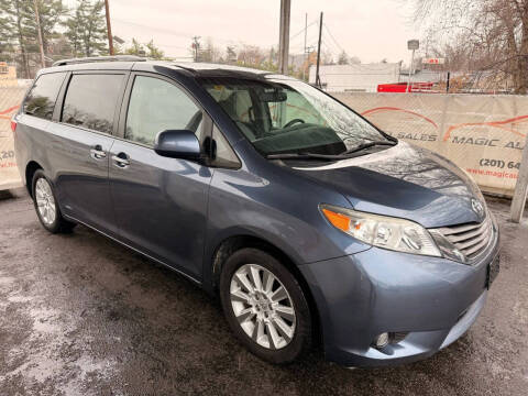 2015 Toyota Sienna