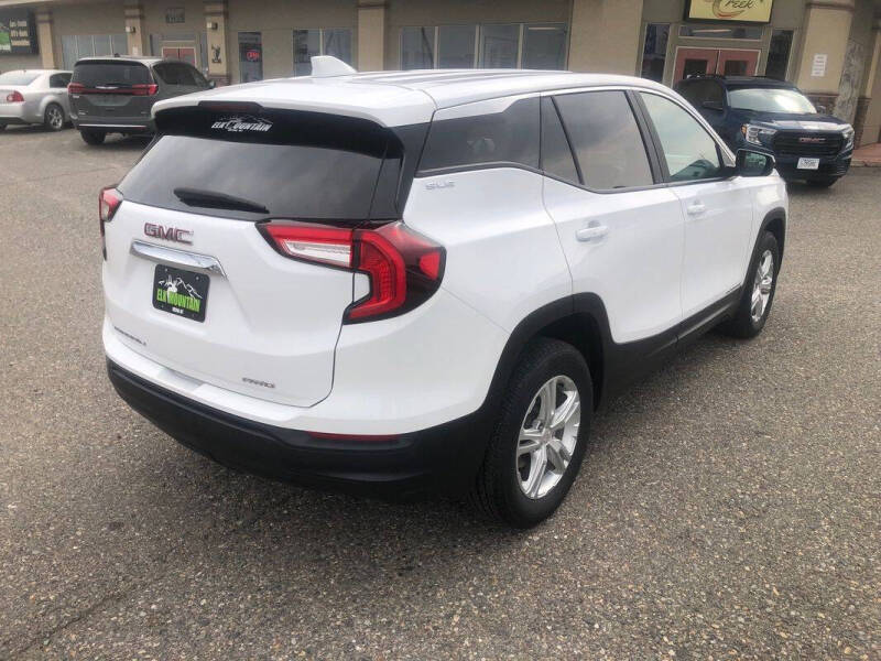 2024 GMC Terrain SLE