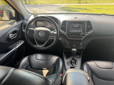 2019 Jeep Cherokee Latitude Plus
