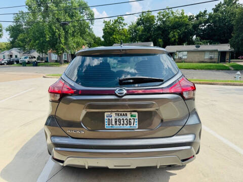 2021 Nissan Kicks S