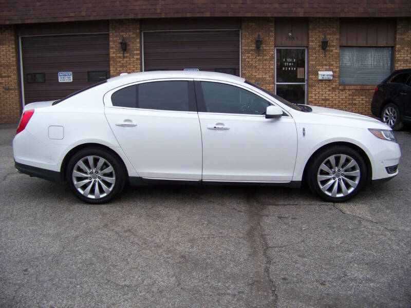 2014 Lincoln MKS