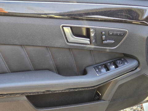 2012 Mercedes-Benz E-Class E 350 BlueTEC Luxury