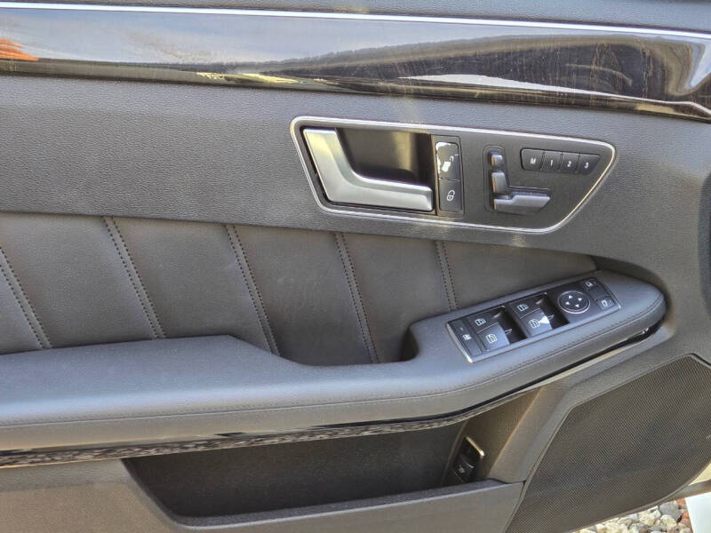 2012 Mercedes-Benz E-Class E 350 BlueTEC Luxury