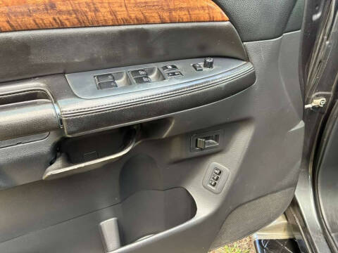 2012 Nissan Armada Platinum