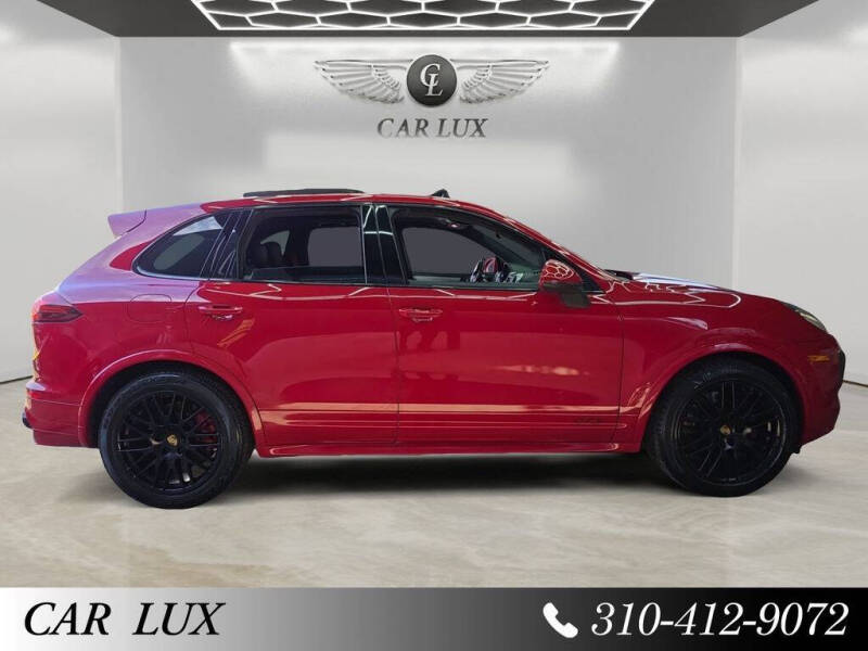 2016 Porsche Cayenne GTS