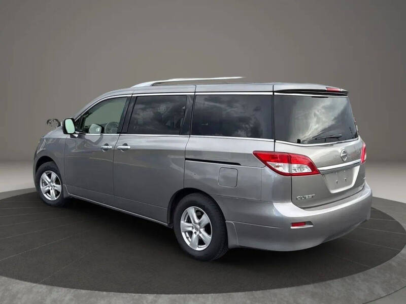 2012 Nissan Quest