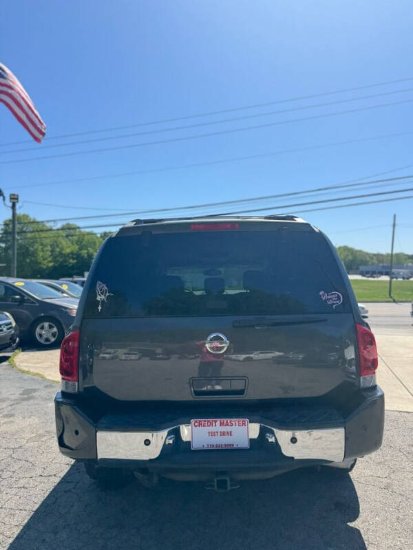 2004 Nissan Armada LE