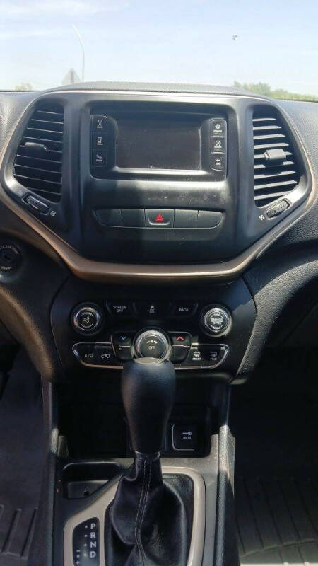 2014 Jeep Cherokee Latitude - Photo 5