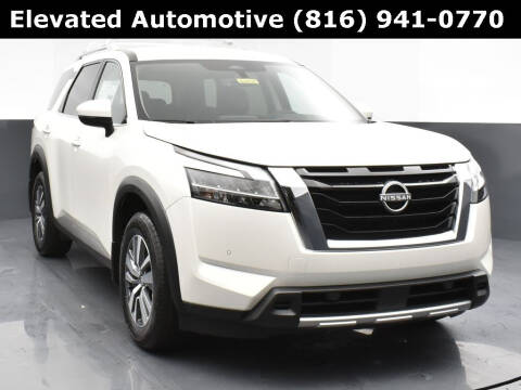 2024 Nissan Pathfinder for sale at Elevated Automotive in Merriam KS