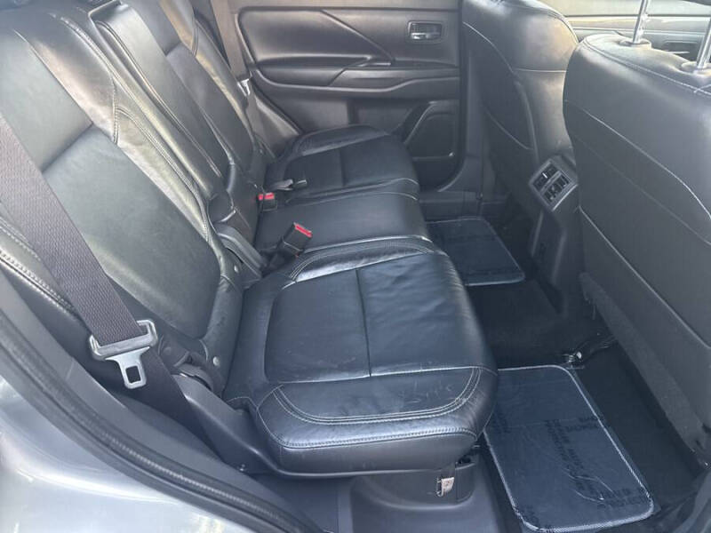 2020 Mitsubishi Outlander SEL