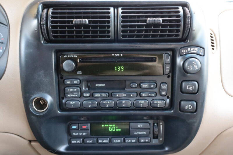 2000 Ford Explorer Eddie Bauer