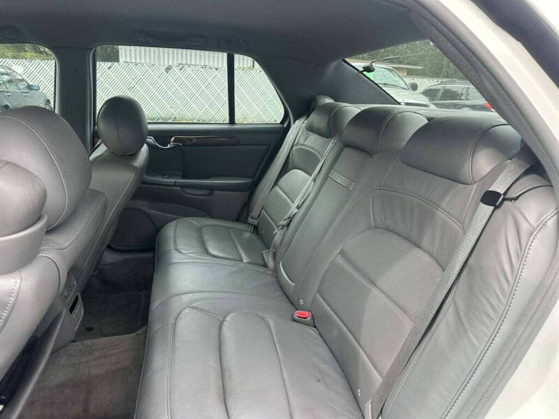 2004 Cadillac DeVille