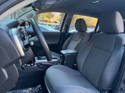 2021 Toyota Tacoma SR5 V6