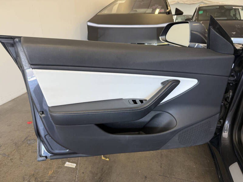 2018 Tesla Model 3 Performance