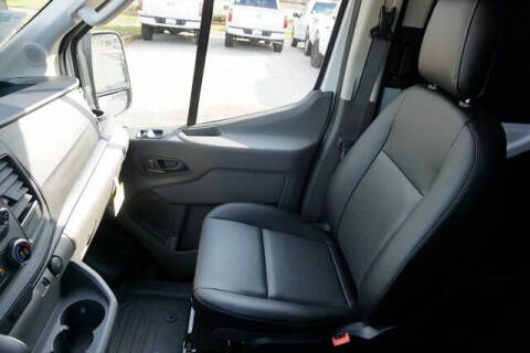 2025 Ford Transit 250