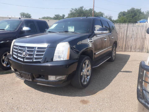 2009 Cadillac Escalade Hybrid for sale at L & J Motors in Mandan ND