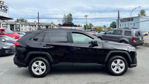 2021 Toyota RAV4 Hybrid LE