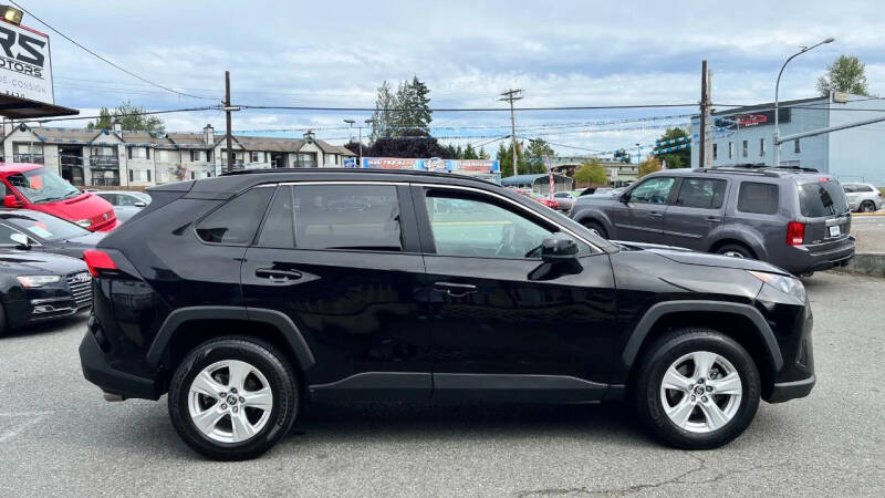 2021 Toyota RAV4 Hybrid LE