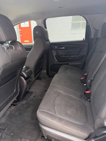 2016 GMC Acadia SLE-1