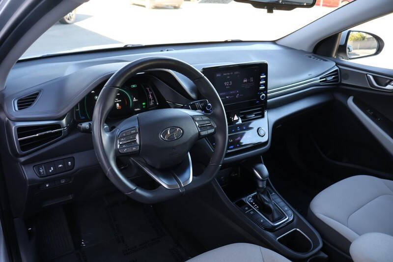 2021 Hyundai Ioniq Hybrid SE