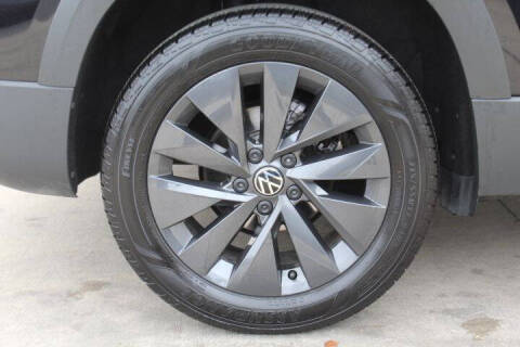 2024 Volkswagen Taos S