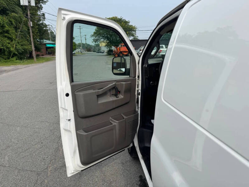 2017 Chevrolet Express 2500