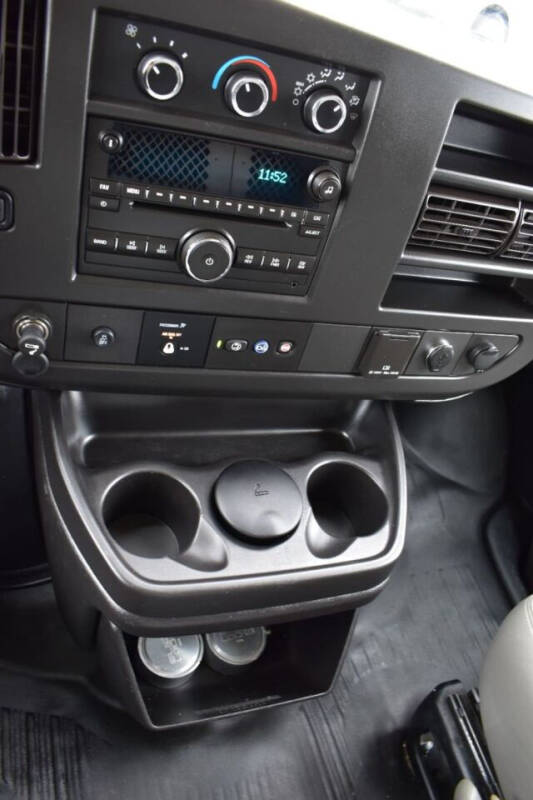 2018 GMC Savana 2500