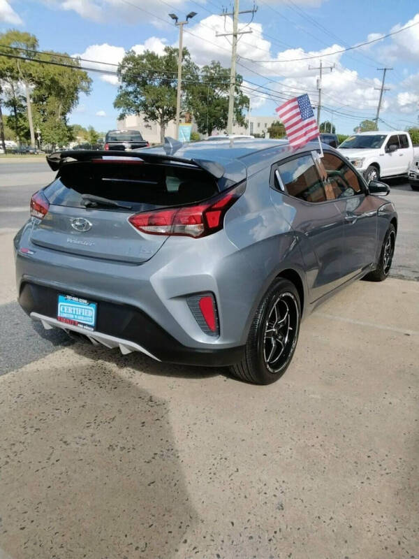 2019 Hyundai Veloster