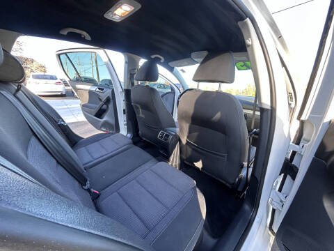 2012 Volkswagen Golf TDI