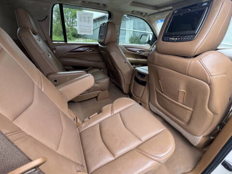 2015 Cadillac Escalade Platinum