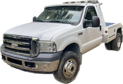 2005 Ford F-350 Super Duty for sale at The Car Store in Milford MA