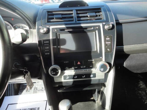 2014 Toyota Camry SE