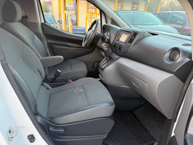2019 Nissan NV200