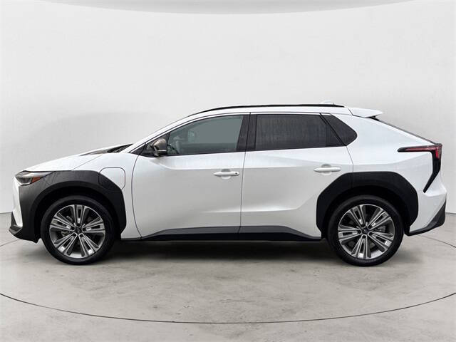 2024 Subaru Solterra Touring